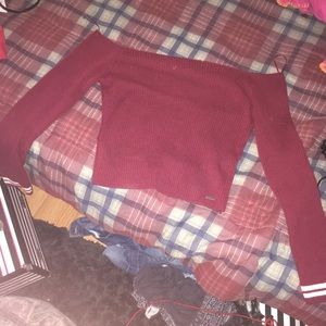 HOLLISTER CROPPED SWEATER, AMAZING QUALITY.